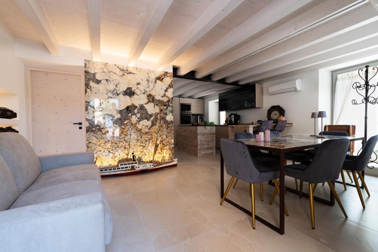 Absentia 1763 Garda Boutique Home - Lake Front Brenzone sul Garda Buitenkant foto