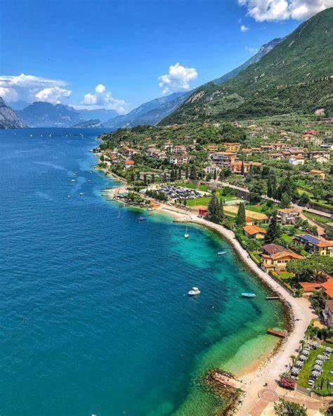 Absentia 1763 Garda Boutique Home - Lake Front Brenzone sul Garda Buitenkant foto