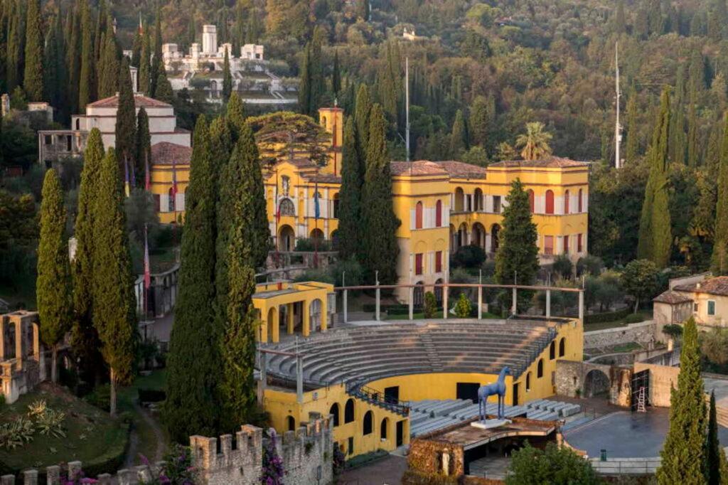 Absentia 1763 Garda Boutique Home - Lake Front Brenzone sul Garda Buitenkant foto