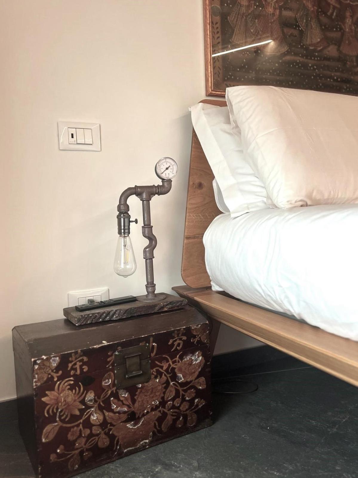 Absentia 1763 Garda Boutique Home - Lake Front Brenzone sul Garda Buitenkant foto